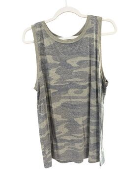 Torrid Classic Fit Camo Tank Top Size 1 1X Gray Green Sleeveless Plus